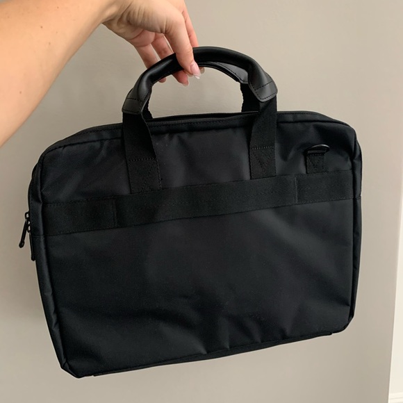 Laptop holder - Picture 2 of 3